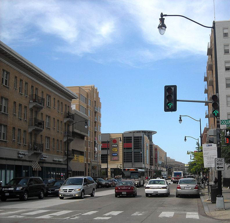 Street view of a mall