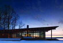 Combs Point Residence, on a lakefront in New York