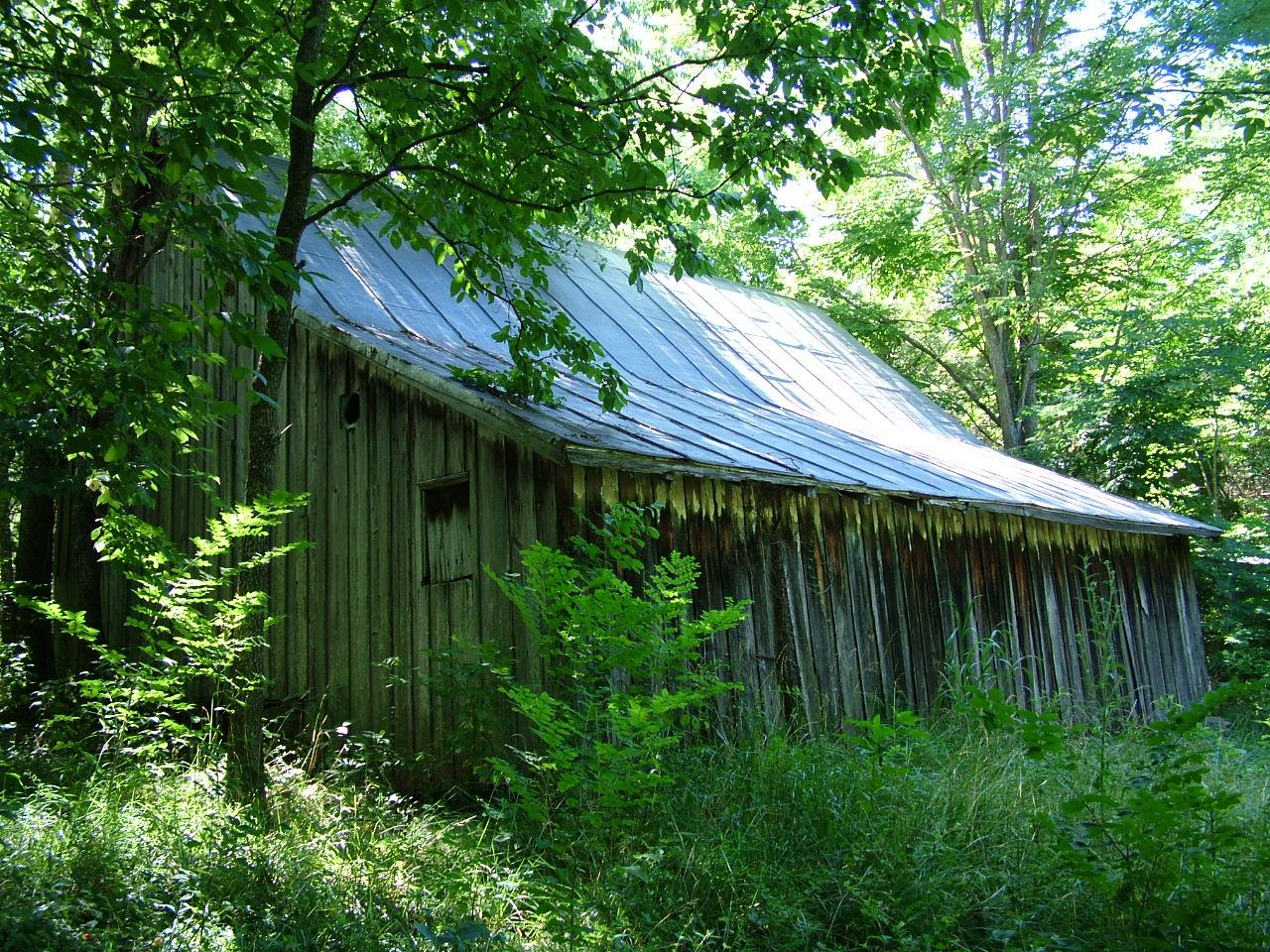 Click for more information about Spring Hill Farm 1 Frame Duplex Building