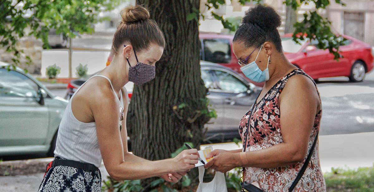 Amber Wendland in Harlem Park