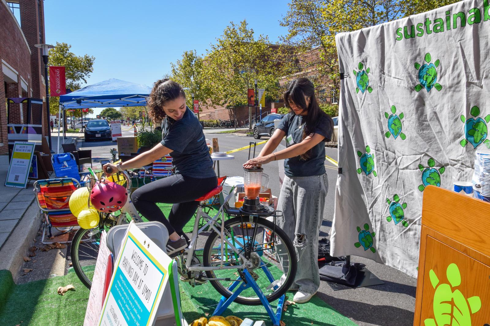 A smoothie being made on a bicycle 